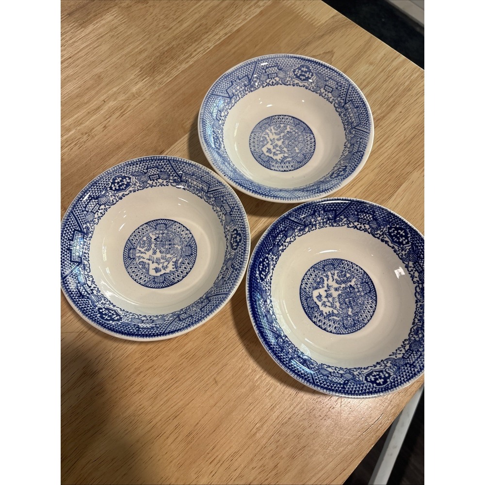 Vintage Royal China Willow Ware Dessert Berry Bowl Blue White 7"D LOT OF 3
